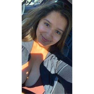 Meet your Posher, Vanessa